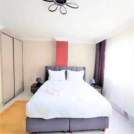 Intimate Haydarpasa Istanbul